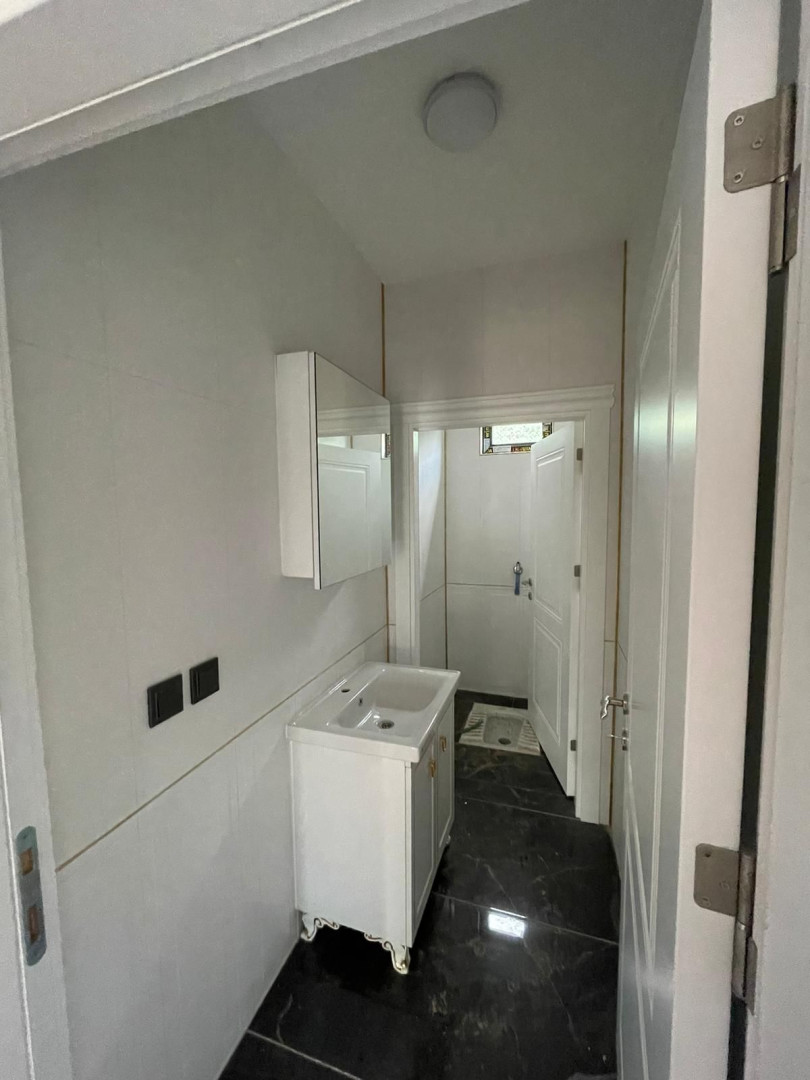 GÖDENE DE MERKEZE YAKIN KONUMDA 3+1 BAHÇELİ EV